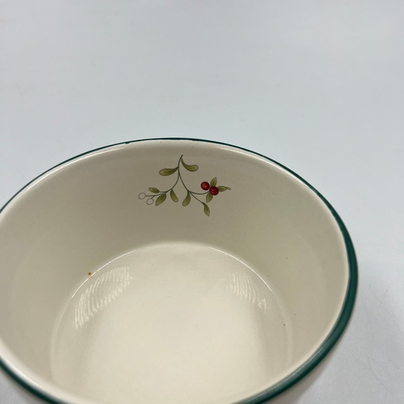 Pfaltzgraff Vintage Small Ramekin Souffle` Soup Dish Bowl Winterberry Pattern - Picture 8 of 9